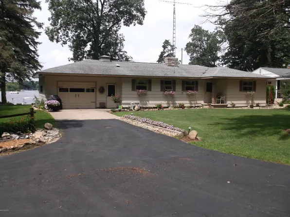 59190 Pine Grove Rd, Colon, MI 49040