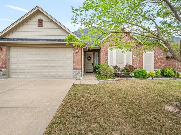 4421 Logan Cir, Granbury, TX 76049
