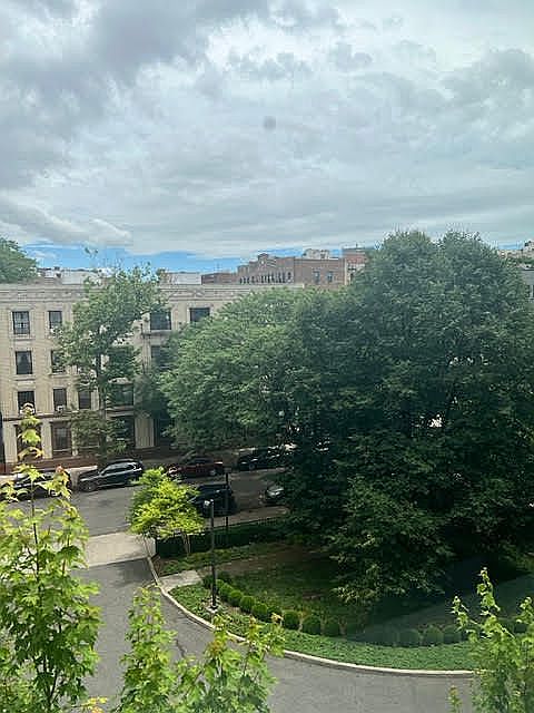 1st image of 123 Parkside Ave #3B