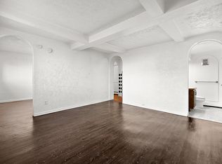 26324 Harper Ave #2, Saint Clair Shores, MI 48081