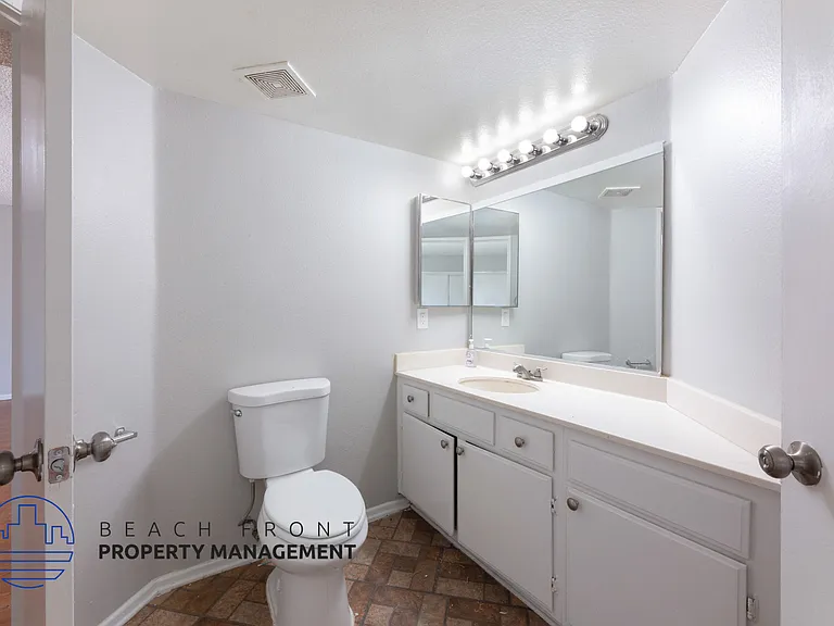 7739 Bradwelll Ave. — Photo 24