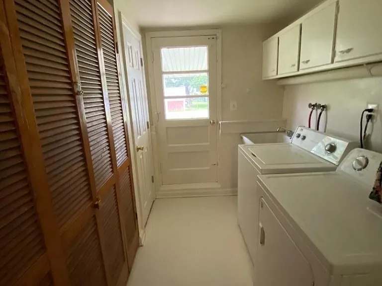 721 Lawrence Rd — Photo 16