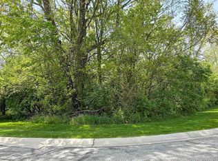53420 Woodbridge Ct #1, South Bend, IN 46637