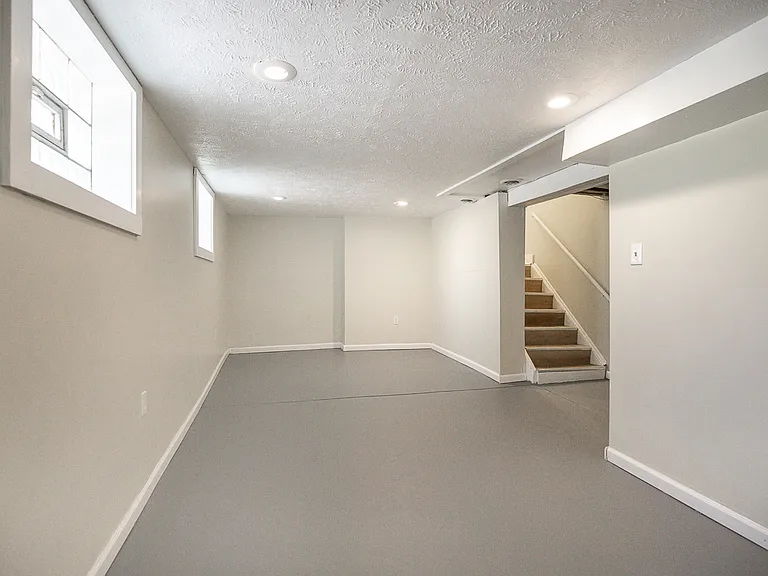 13621 Cranwood Dr — Photo 16