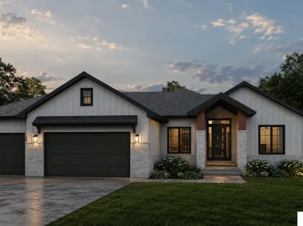 21122 Yates St, Elkhorn, NE 68022