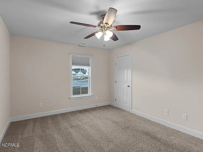 711 Shearwater Ln — Photo 36