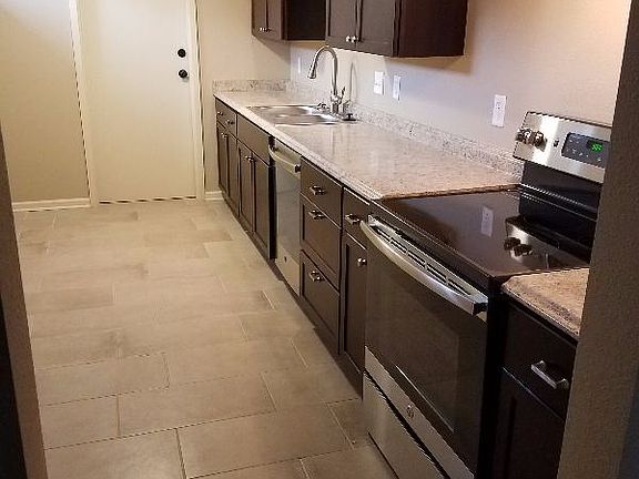 3rd image of 406 W 104th St APT E
