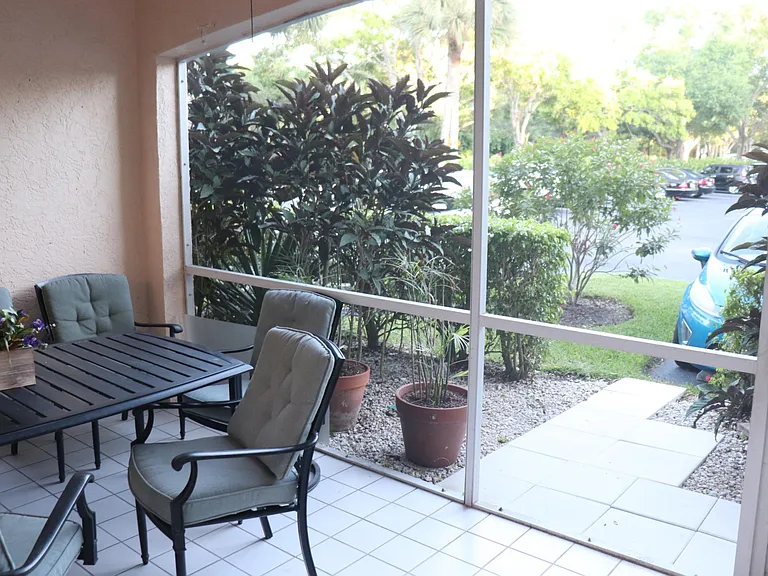 1096 Woodshire Ln #C103 — Photo 13