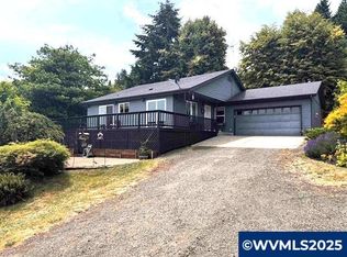 3345 Sample Rd, Falls City, OR 97344