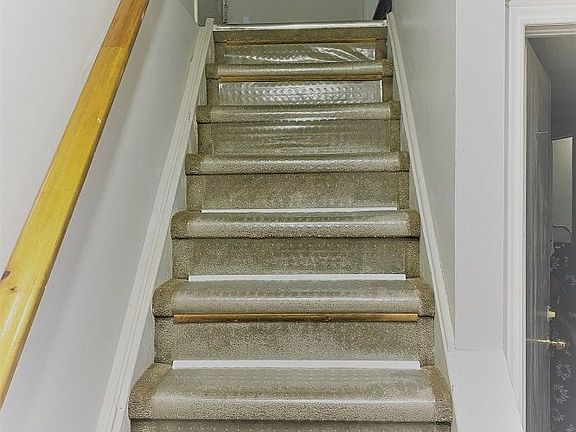3rd image of 79 Beckwith Cres #Basement