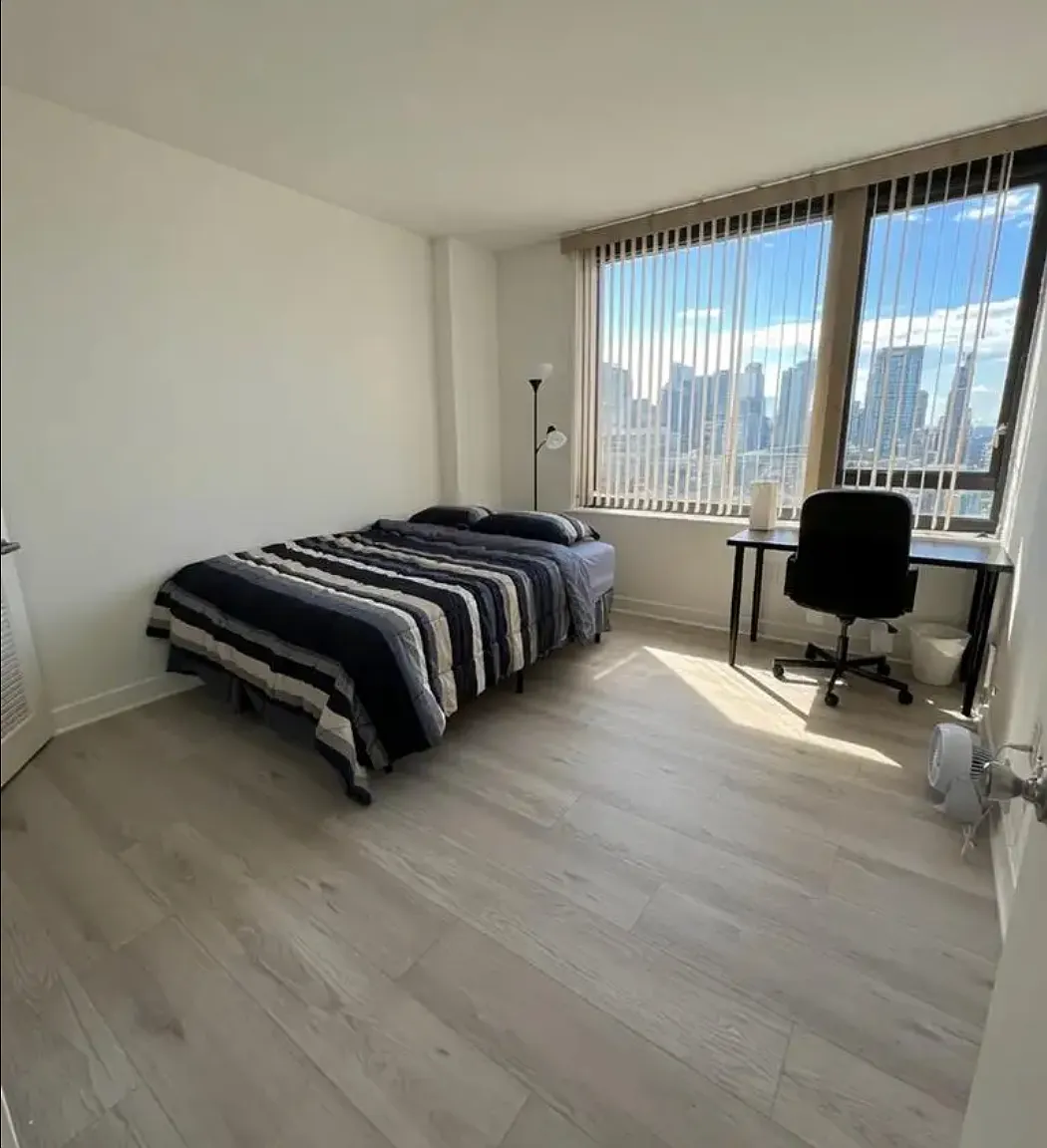 1 bed, 110 sqft, $2,995 — Photo 1