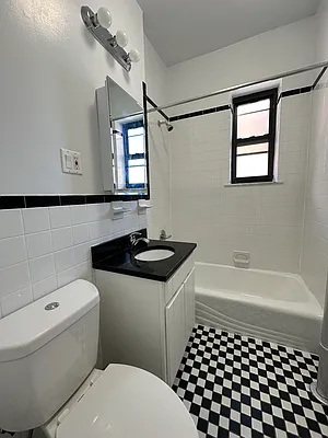 Rented by Oxford Property Group | media 6