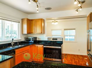 7951 9th Ave SW, Seattle, WA 98106