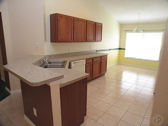 4th image of 15418 Osprey Glen Dr