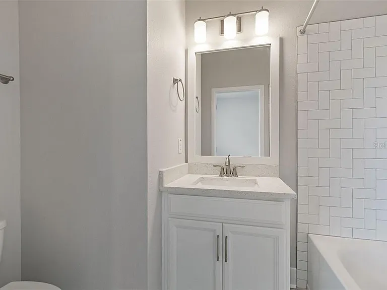2511 N Grady Ave #24 — Photo 28