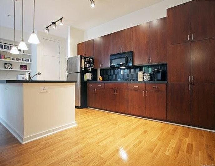 2nd image of 525 E 6th St Unit 102