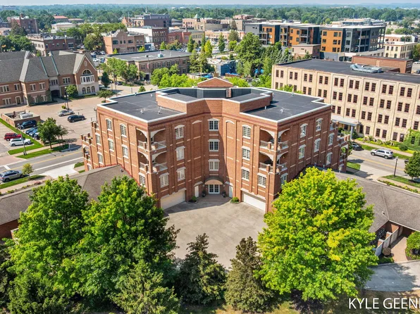 141 Central Ave Suite 210, Holland, MI 49423