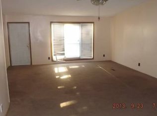 136 Malloy St, Raeford, NC 28376