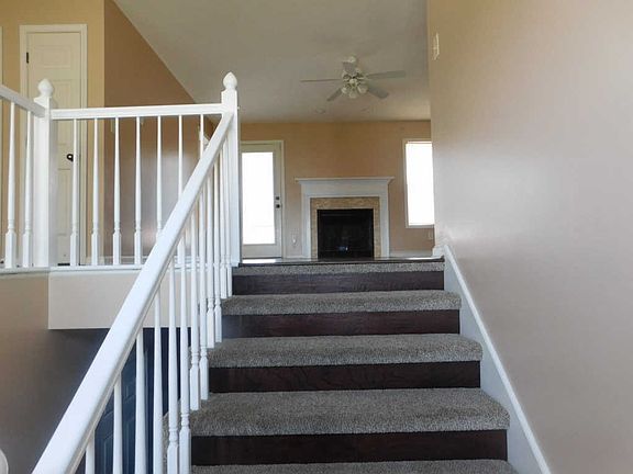 4th image of 3398 Damion Dr