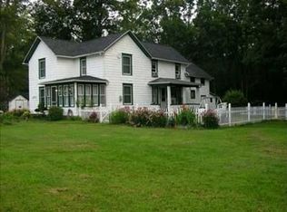 11106 Rapids Rd, Clarence Center, NY 14032