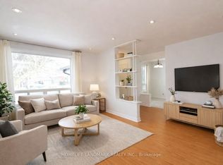 22 Knowles Cres, Aurora, ON L4G1Z7