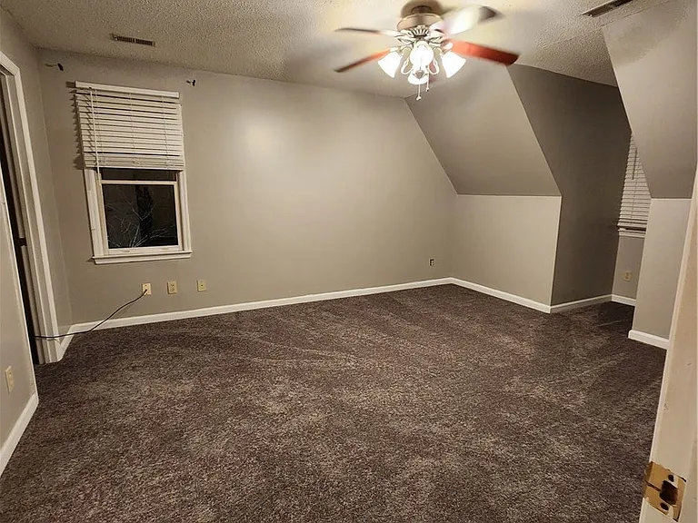 4016 Bankside Dr — Photo 13