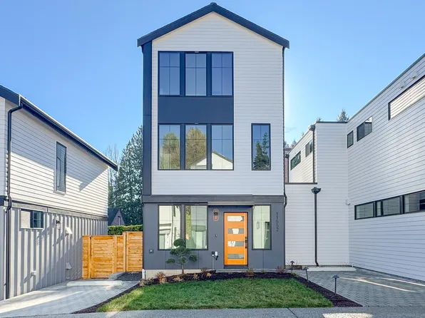 11552 Meridian Ave N, Seattle, WA