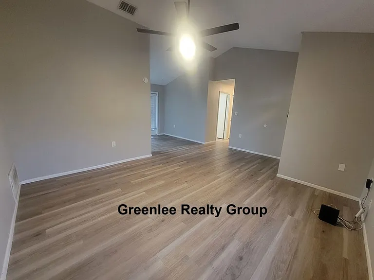 1305 Calamondin Dr — Photo 4
