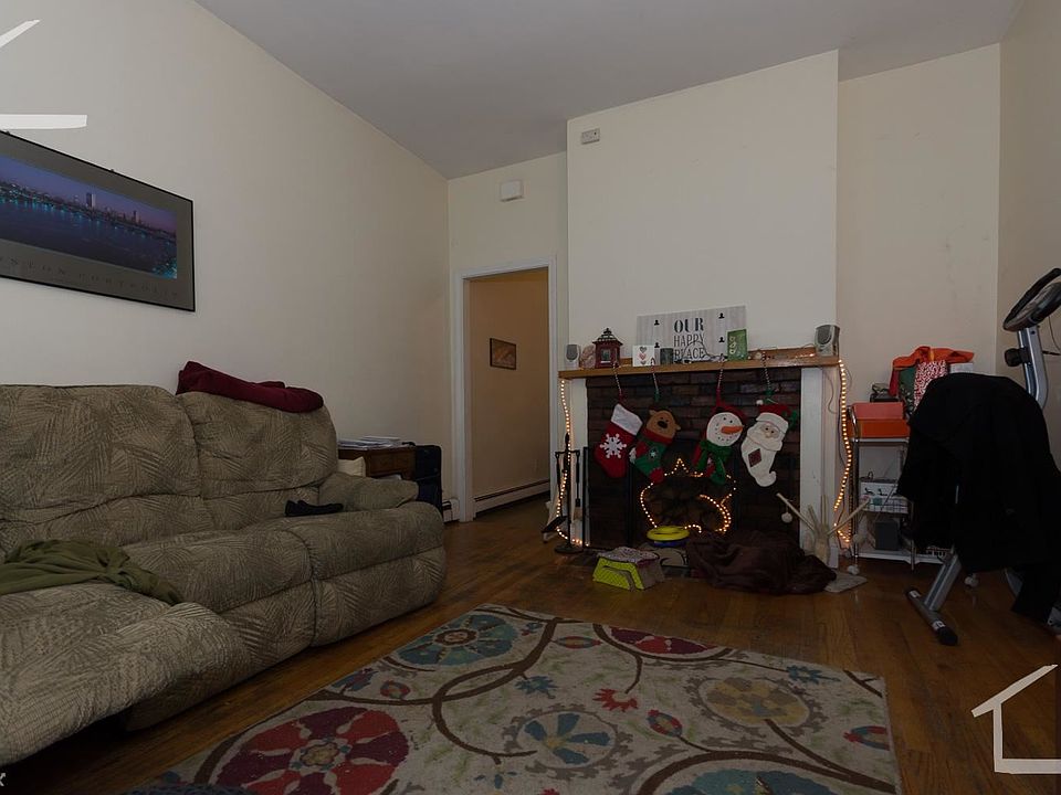 385W5aff083b02122