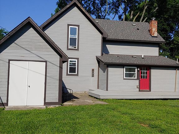 3rd image of 343 Madison St