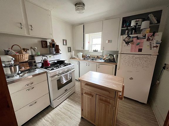 Kitchen from Entry (Open with Living)