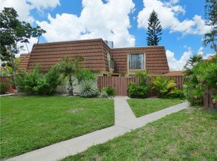 5207 Cedarbend Dr APT 4, Fort Myers, FL 33919