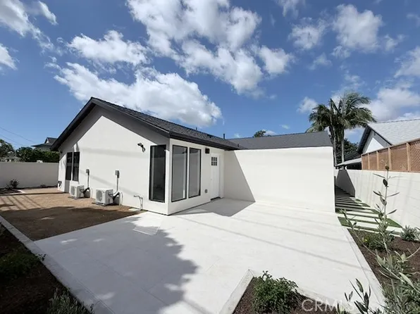 3146 Bray Ln, Costa Mesa, CA 92626