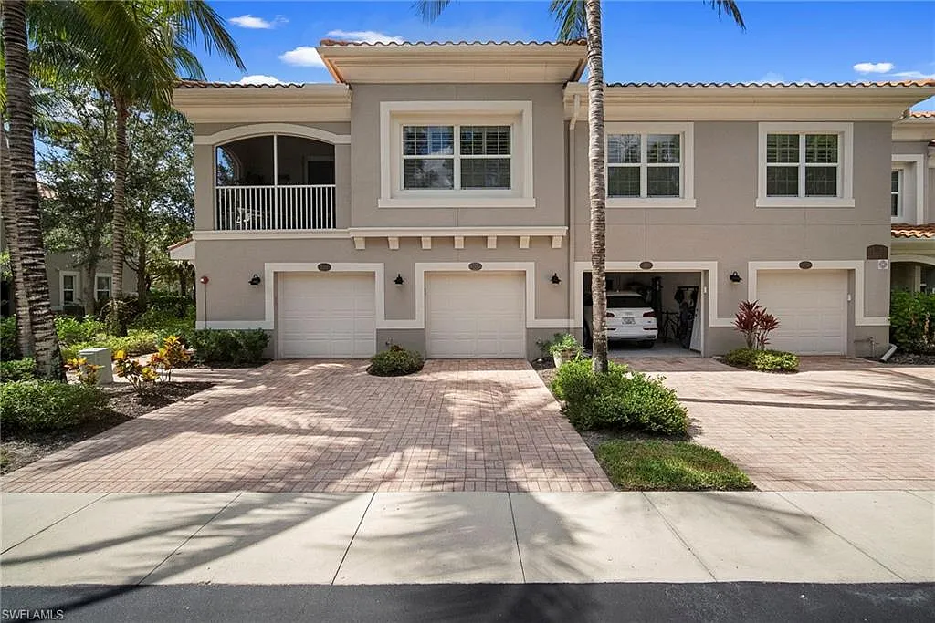 3 bed, 2.0 bath, 1452 sqft, $5,500 — Photo 1