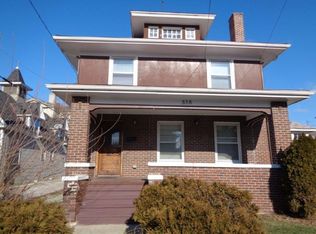 318 Clark St, Aurora, IL 60505