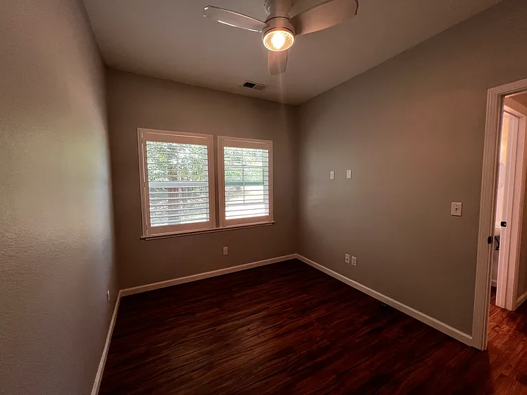 Office/Guest room