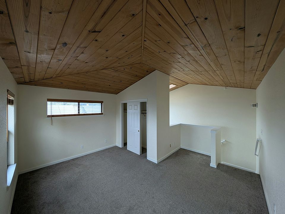 2nd image of 1480 G St APT B