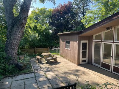 2194 Sunny Crest Dr, West Bloomfield, MI, 48323