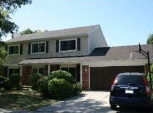 1608 Auburn Ave, Naperville, IL 60565