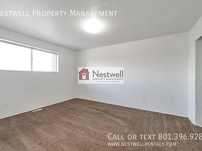 1881 W Lake Park Dr #3 — Photo 25