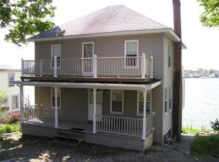 29 Edgewater Rd, Hull, MA 02045