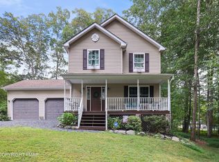143 Mikes Rd, Bartonsville, PA 18321
