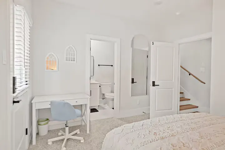 1208 Moody - 5 — Photo 3