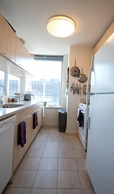 Rented by Cooper & Cooper Real Estate | media 7