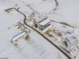 1098 Frederick Rd, Martinsburg, PA 16662