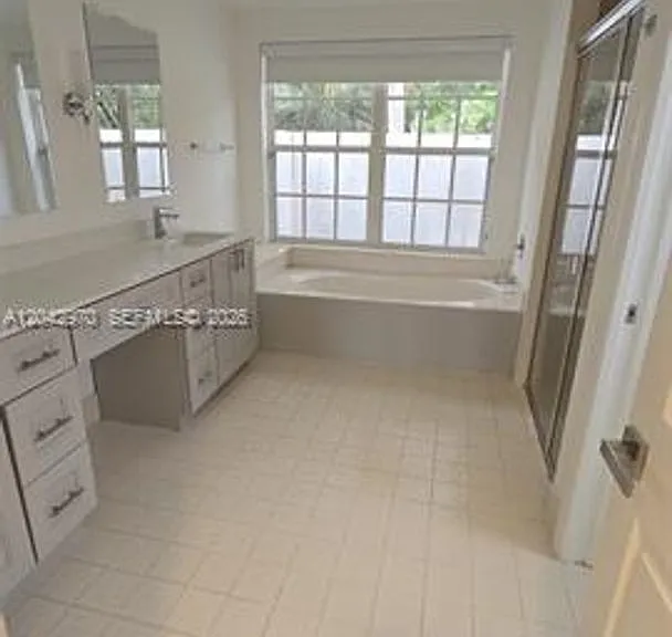 10320 Guatemala St #10320 — Photo 13
