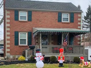 780 Wengler Ave, Sharon, PA