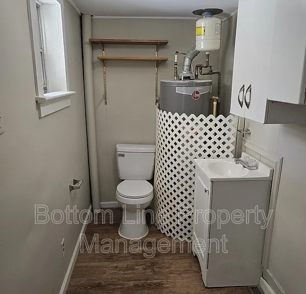 184 Cabarrus Ave E — Photo 29