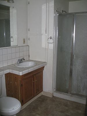 4th image of 1035 Herbert Ave