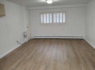 (Undisclosed Address), Bay Shore, NY 11706